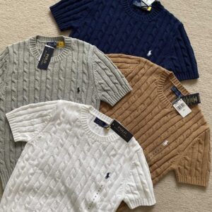 [폴로] 클래식 니트 숏 슬리브 니트 - 수입 Color 네이비 , 베이지 , 그레이 , 화이트 Size M , L 미세오차 +,-1~3cm 가슴,어깨,기장
