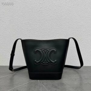 [셀린느] 퀴르 버킷백 윗가로28 더스트구성