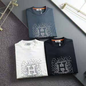 [에르메스] 레터링 H자수로* 실크 라운드 티셔츠 Color 블랙. 화이트. 블루그린 Size 95. 100. 105. 110. 115