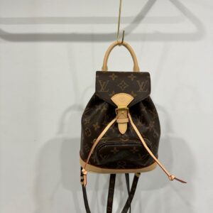 [루이비통] 몽수리 미니 스트랩 백팩 구성 * 풀*스