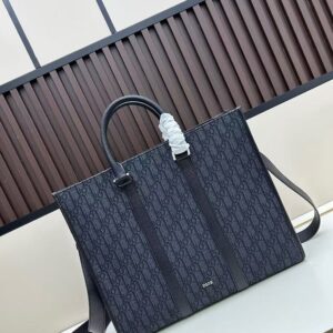 [디올] 디 이스트웨스트 토트백 더스트구성