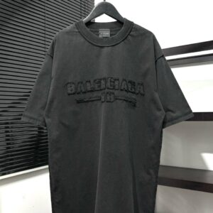 [발렌시아가] 아플리케 자수 워싱 티셔츠 color: 차콜블랙