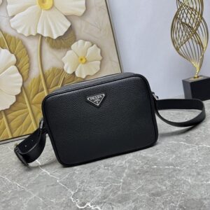 [프라다] 2VH189 가죽 숄더백 쇼핑백 구성 가로 25cm 세로 18m 폭 7.5cm