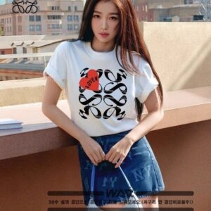 [로에베] 빈티지 하트 반팔 티셔츠 면30수 원단 머서드 가공 처리 실컷 가공 처리 White,Black 여성M(55~66) L(66~77) *여성사이즈는 기존의 남여공용핏이 아니라 여성분들을 위한 전용핏입니다.* White,Black,GRAY,NAVY 남성L(95~100),XL(105),2XL(110)3XL(115)