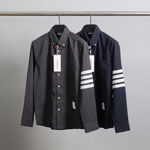 [톰브라운] 사선완장 다크 셔츠