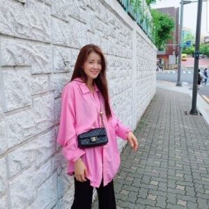 [샤넬] 쁘띠삭 골드볼 크로스백