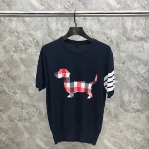 [톰브라운] 도그 멀티자수로* 니트라운드 티셔츠 Color 네이비 Size 95. 100. 105. 110