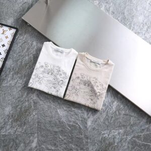 [디올] 여성 플라워로* 린넨 티셔츠 Color 베이지핑크. 화이트 Size S(55). M(66). L(77)