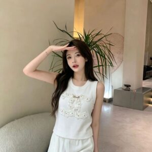 [샤넬] CL 33047 입체 플라워 CC 로* 니트 슬리브리스