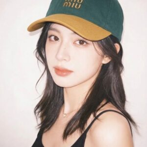 [미우미우] 그린 투톤 자수 로* 모자
