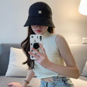 [셀린느] 데일린 자외선 차단 와이드 챙 벙거지 뒷 부분 밴드로 조절 가능 구성: 본품+ 브*드택 + 브*드포리백