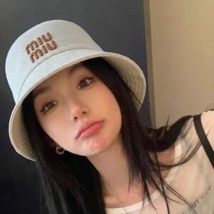 [미우미우] 양면 스트라이프 로* 모자