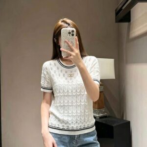 [샤넬] CL 33036 CC 골드 로* 아일렛 펀칭 니트 반팔
