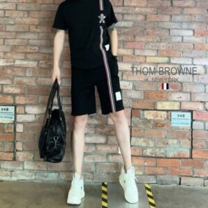 [톰브라운] 쿠키인형 절개 라인 티셔츠 면30수 원단 머서드 가공 처리 고밀도 가공처리 피케 포켓 스트라이프 Cotton 100% 사이즈M(여성)L(95~100),XL(105),2XL(110)3XL(115) 칼라 White,Black