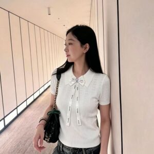 [샤넬] CL 33059 리본 로* 케이블 카라 니트 반팔