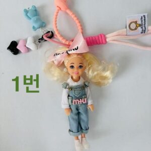 [샤넬] 바비인형 키랑 키홀더 가방꾸미기