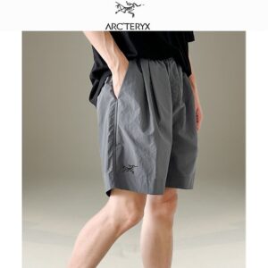 [아크테릭스] 스트링포켓 하프팬츠 FABRIC(소재) :나일론 COLOR(색상):차콜, 곤색, 올리브카키 SIZE(사이즈) :1번(XL),2번(2XL~3XL),3번(4XL~5XL) 상세