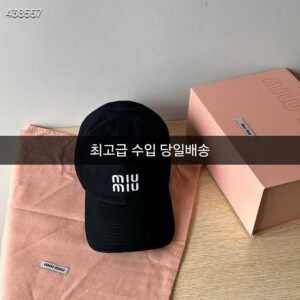 [미우미우] 자수 볼캡