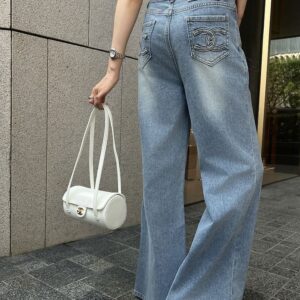 [샤넬] CL 33028 CC 자수 로* 와이드 데님 팬츠