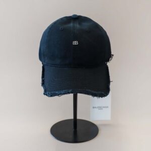 [발렌시아가] 수입 BB 피어싱 빈티지 볼캡 color ㅡ 블랙 size ㅡ FREE