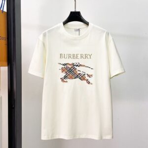 [버버리] BBR M 650857 EKD 자수 로* 코튼 반팔