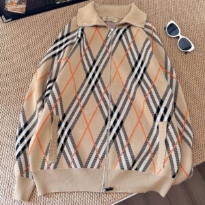 [버버리] 올드머니 체크 니트 집업 가디건 - 수입 Color 베이지 Size FREE 미세오차 +,-1~3cm 가슴둘레, , 69cm