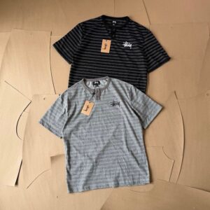 [스투시] 스트라이프 헨리넥 티셔츠 - 수입 Color 블랙 , 그레이 Size L , XL 미세오차 +,-1~3cm 가슴둘레,어깨,기장,소매