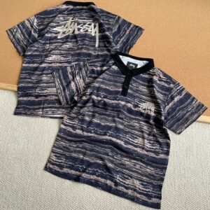 [스투시] 언밸런스 패턴 PK 티셔츠 - 수입 Color 원컬러 Size L , XL 미세오차 +,-1~3cm 가슴둘레,어깨,기장,소매